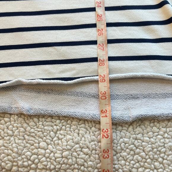 Crown & Ivy White Navy Stripe Long Sleeve Holiday Christmas Tree Top Large - Picture 9 of 10